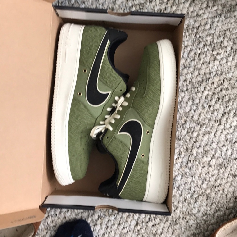 Nike Air Force 1 green and black size 12